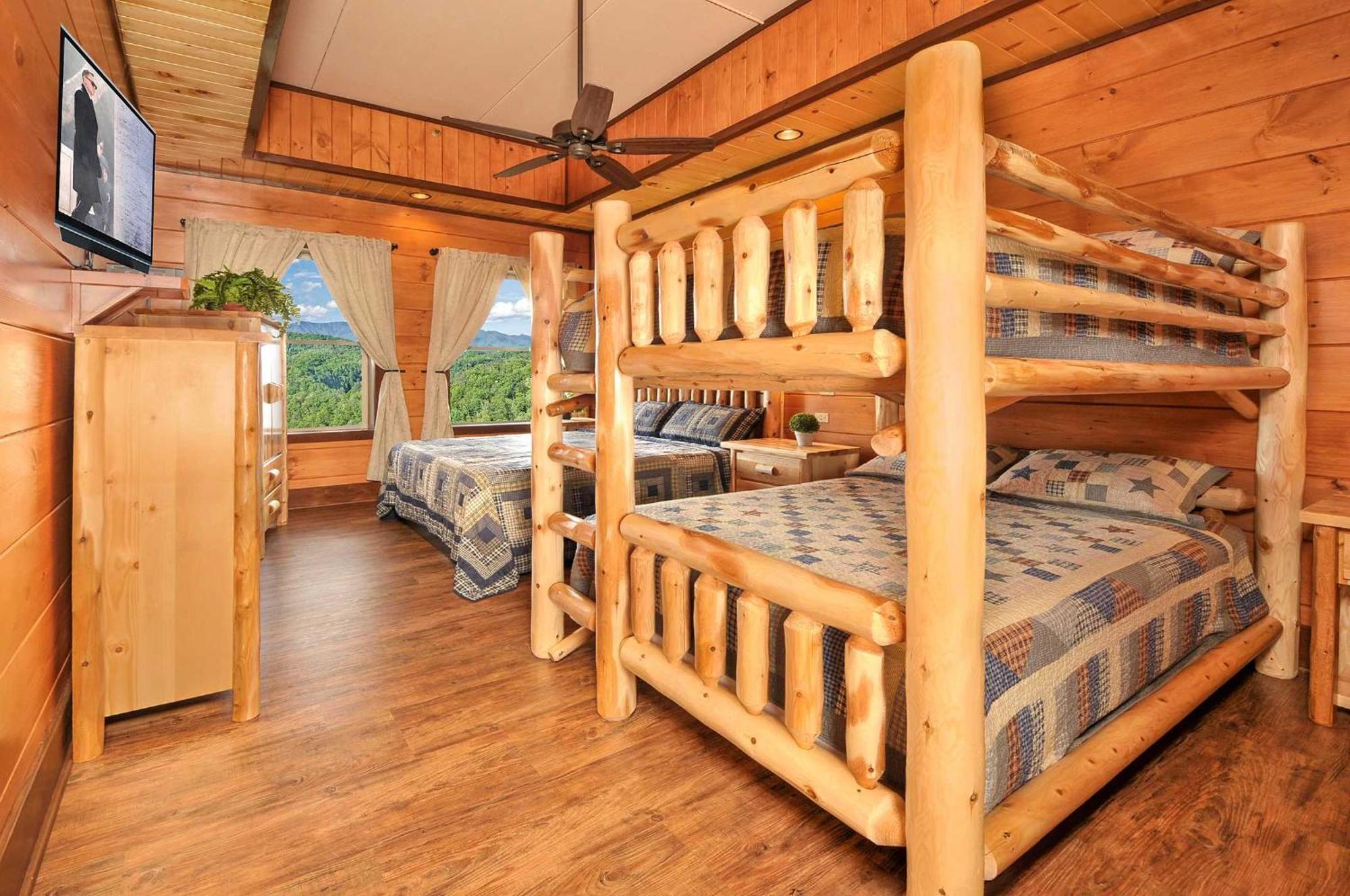 비둘기 포지 Skyview Mansion:13Bdrm, 17Bath, Sleeps 70, Indoor Pool, Amazing Views 빌라 외부 사진